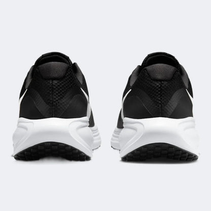 Nike Revolution