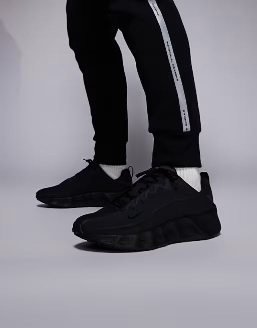 Running shoes