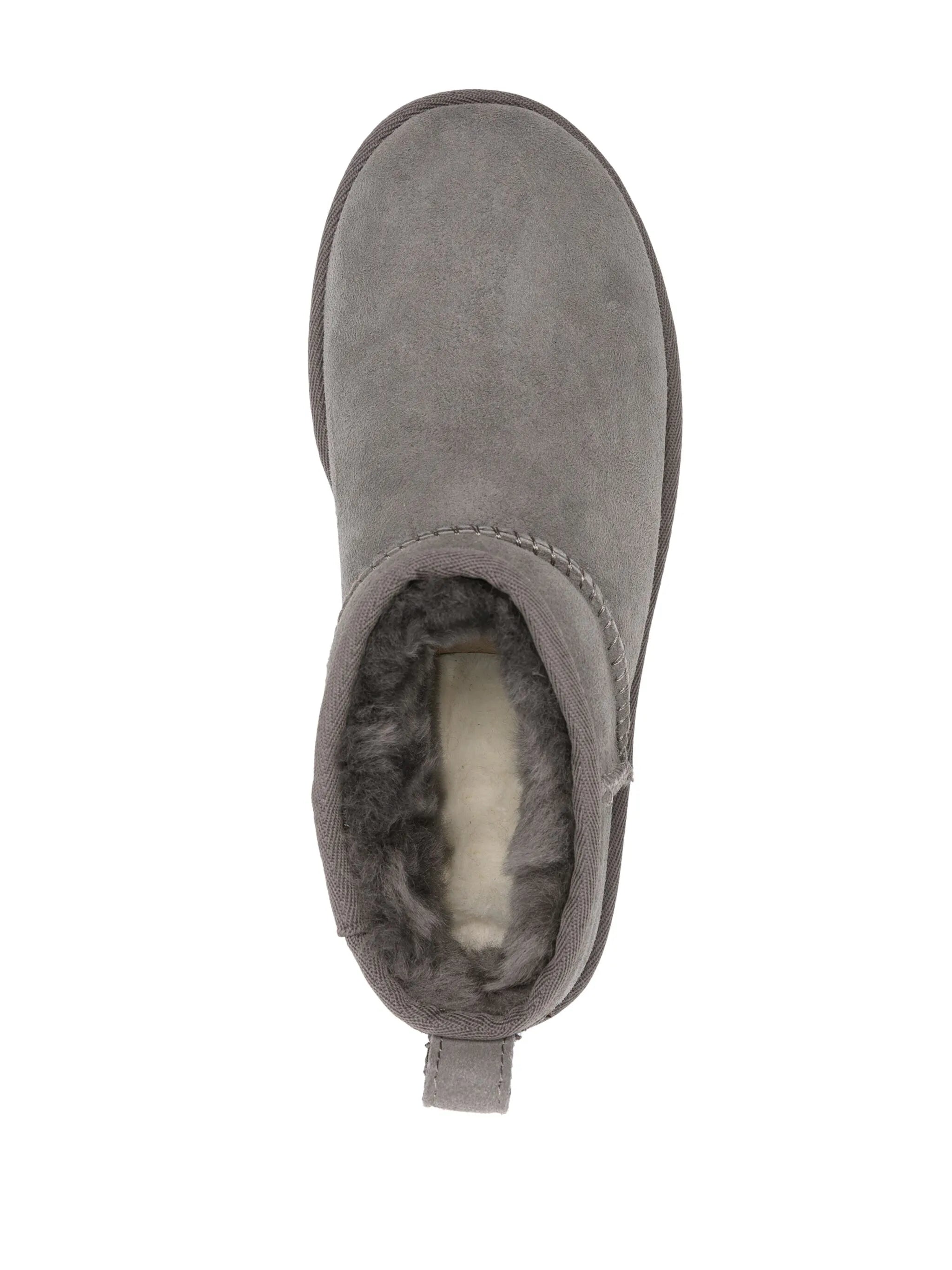 UGG Grey