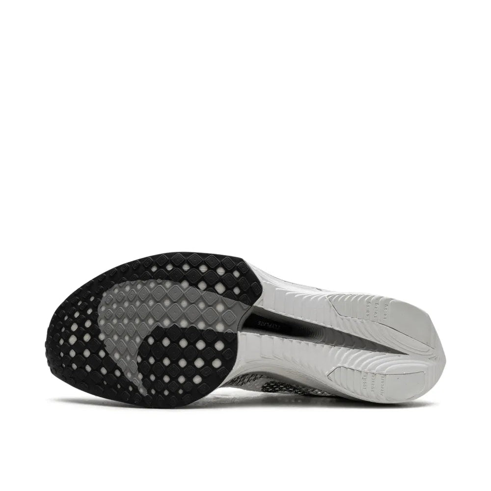 Zoom X Vaporfly (White, Black) 
