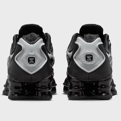 Nike Shox (Black + White)